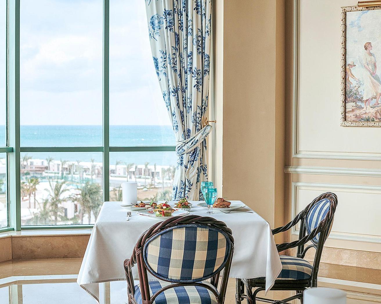 Hotel Four Seasons At San Stefano 5*